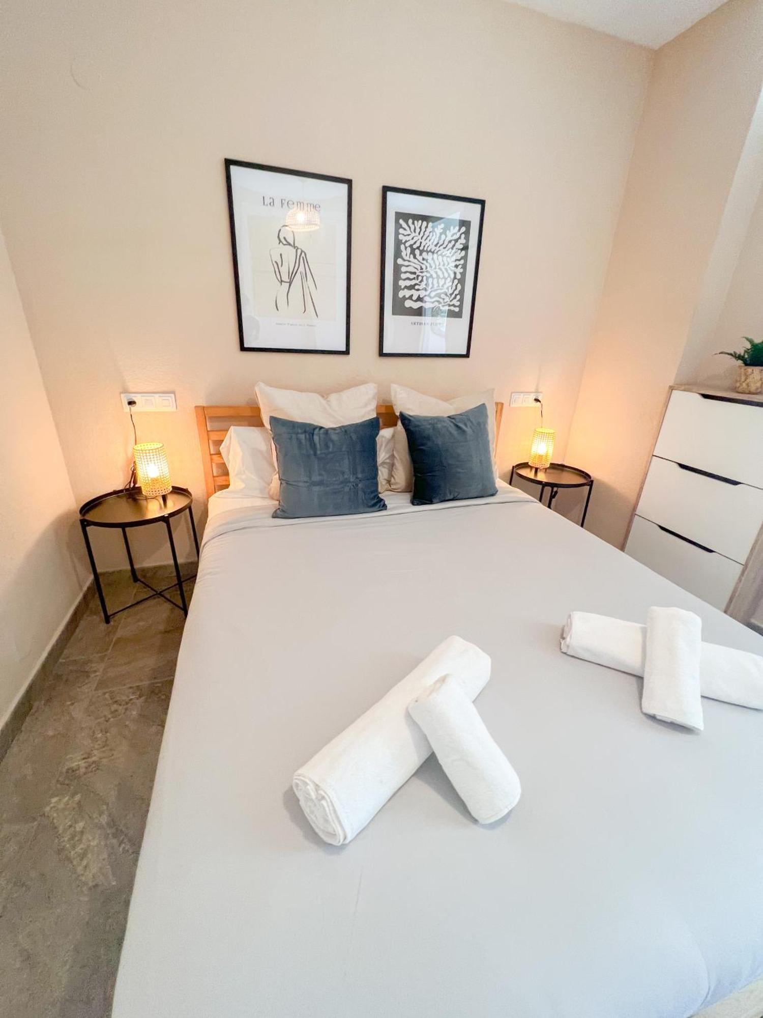 Cozy & Sunny Carihuela Park Apartment Torremolinos Exterior foto